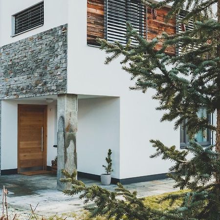 Wald Chalet Arzl im Pitztal Exterior photo