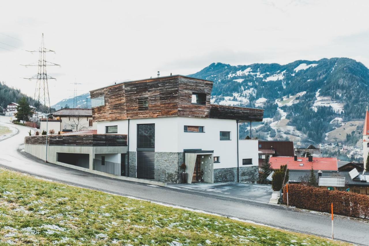 Wald Chalet Arzl im Pitztal Exterior photo